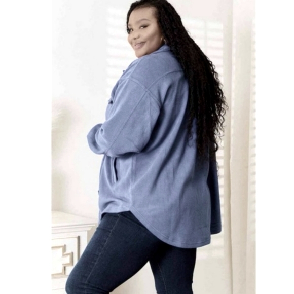 Button down Shackets - Picture 3 of 5